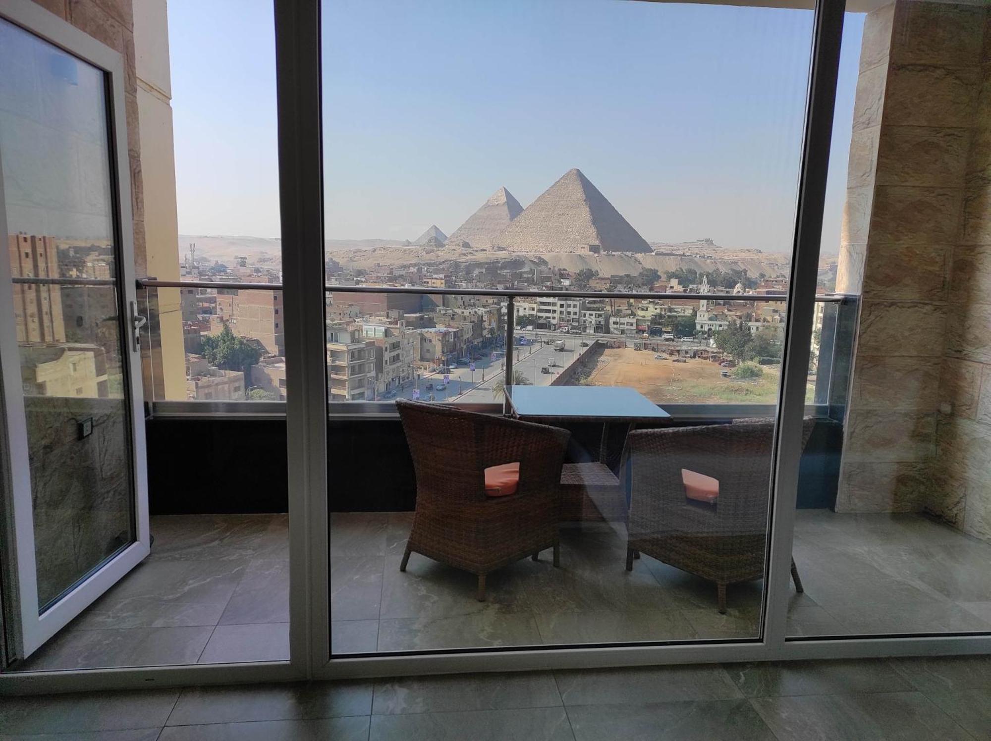 Pyramids View Suite/Vista Piramidi Кайро Екстериор снимка