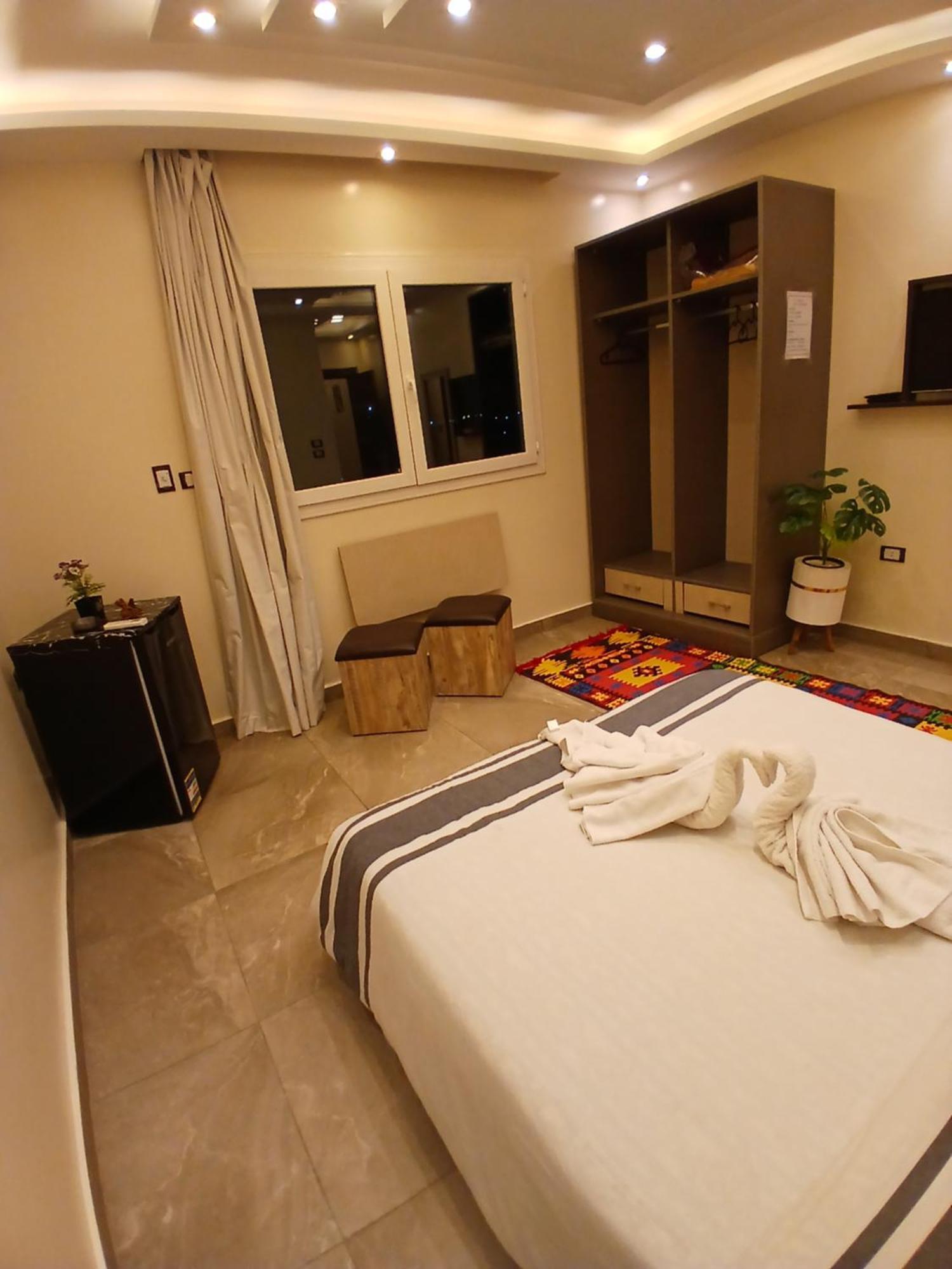 Pyramids View Suite/Vista Piramidi Кайро Екстериор снимка